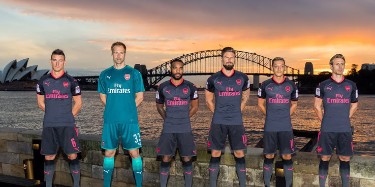 arsenal kit pink